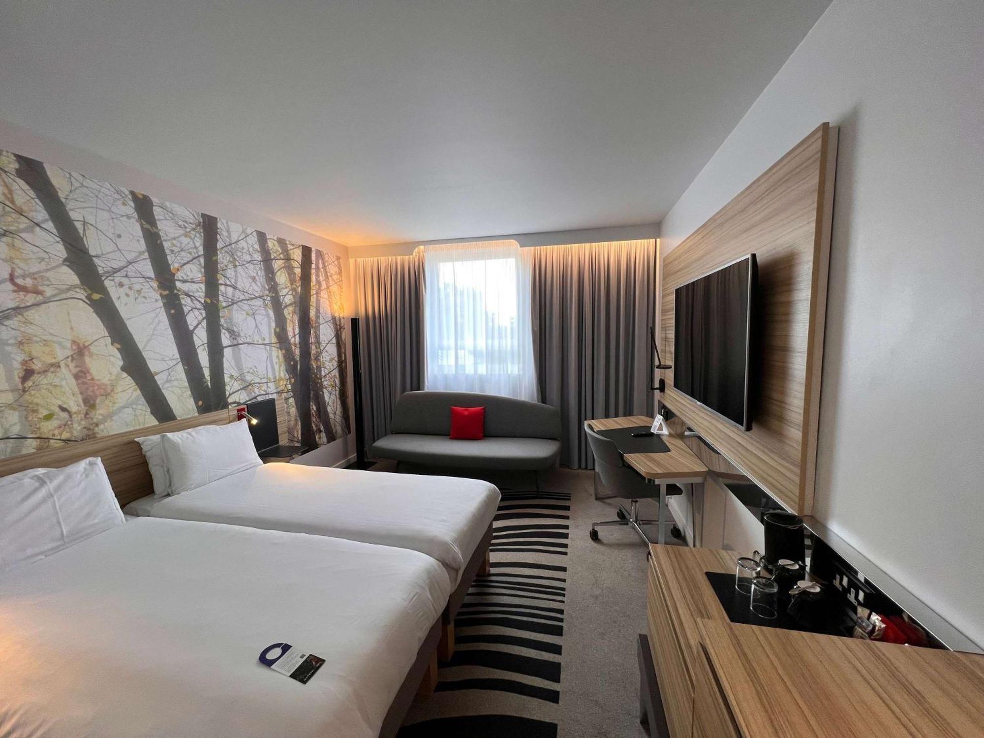 Novotel Centre Hotel